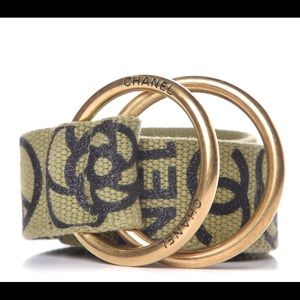 CHANEL belt